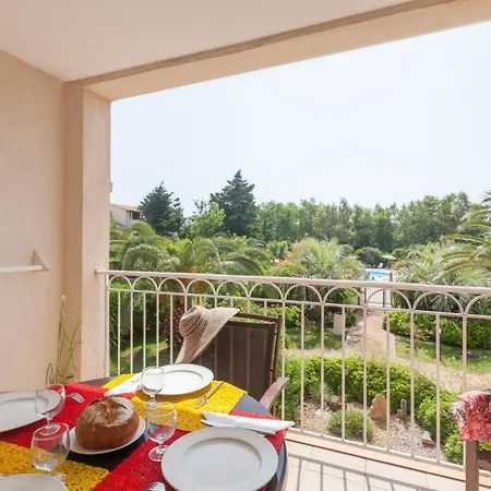 Le Hameau De La Pinede 3/4p 7/8p 4s * Hyères