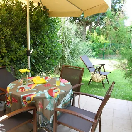 Le Hameau De La Pinede 3/4p 7/8p 4s Station touristique Hyères